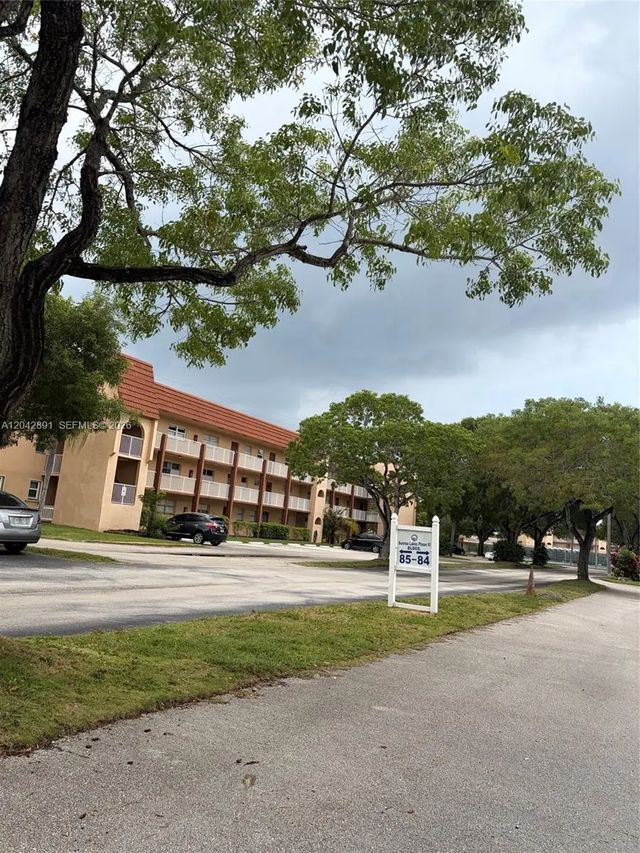 2741 N Pine Island Road #109, Sunrise