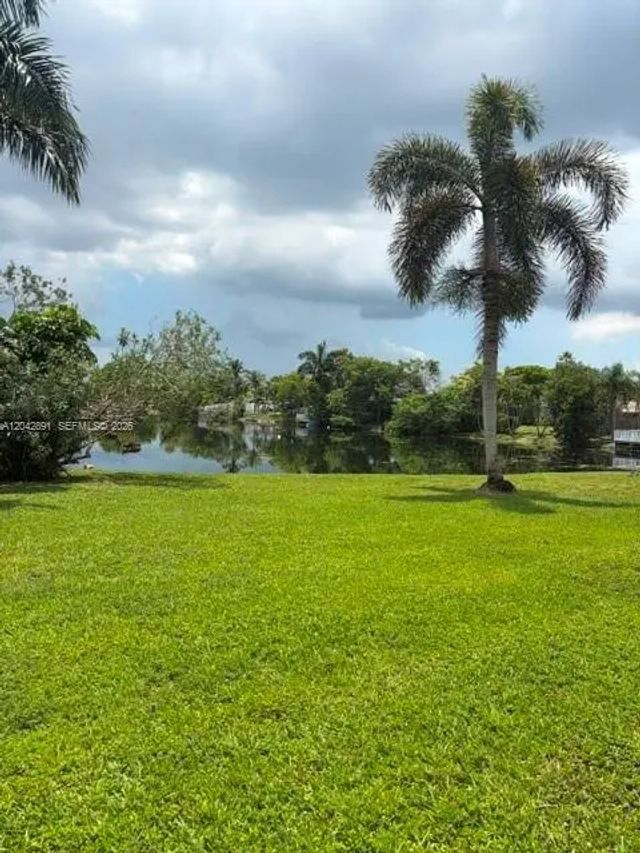 3 of 14 - 2741 N Pine Island Road #109, Sunrise, FL