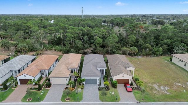2 of 24 - 176 Se Via Sangro, Port St. Lucie, FL