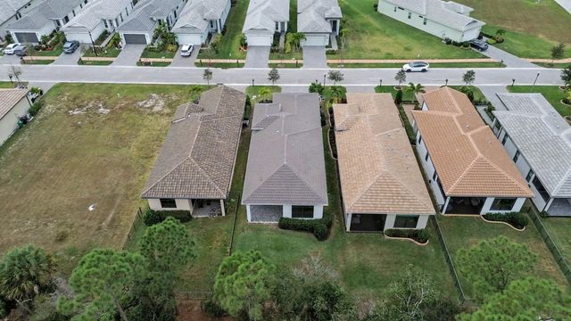 4 of 24 - 176 Se Via Sangro, Port St. Lucie, FL