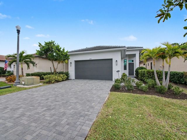 5 of 24 - 176 Se Via Sangro, Port St. Lucie, FL