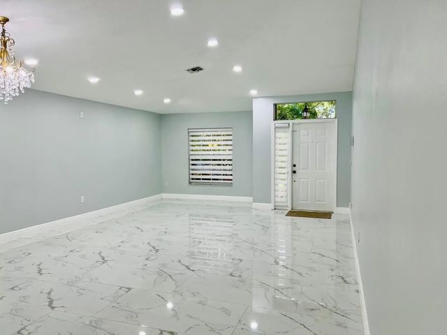 3 of 36 - 11534 Nw 4th Manor, Coral Springs, FL
