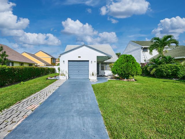 4 of 44 - 57 Peachtree Place, Boynton Beach, FL