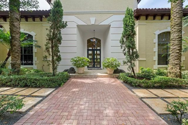 4 of 46 - 9001 Sw 59th Court, Pinecrest, FL
