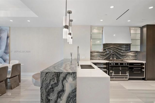 4 of 46 - 17901 Collins Avenue #902, Sunny Isles Beach, FL