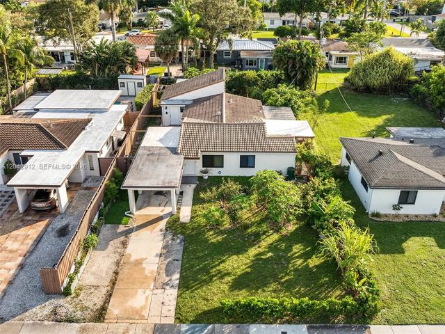700 Sw 12 Th Street, Fort Lauderdale
