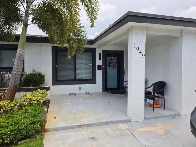 3 of 16 - 1049 Wyoming Avenue, Fort Lauderdale, FL