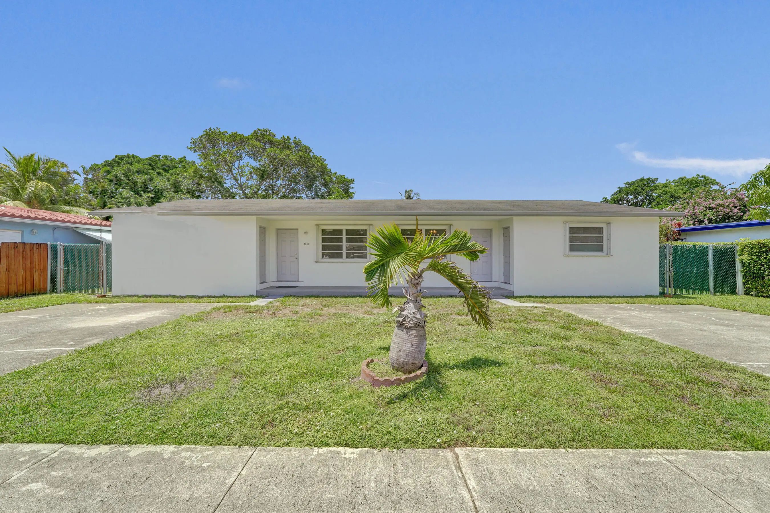 5830 Garfield Street, Hollywood
