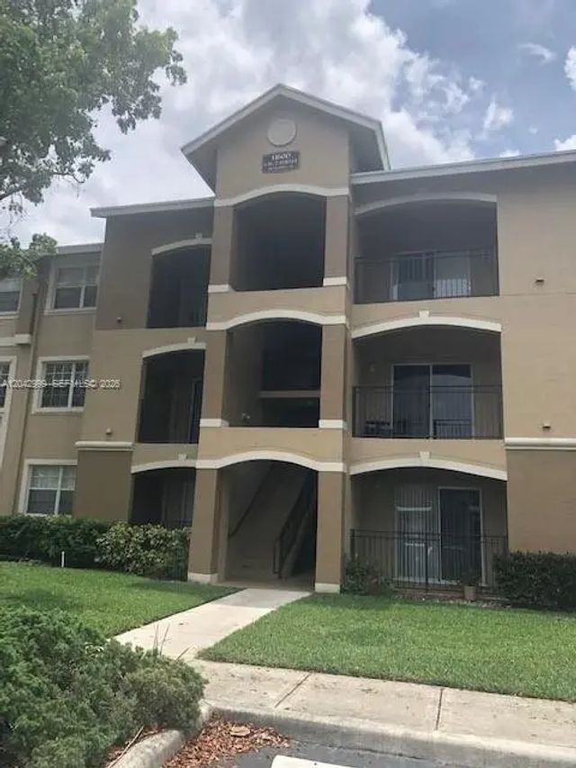 2 of 29 - 11600 Sw 2nd Street #18207, Pembroke Pines, FL