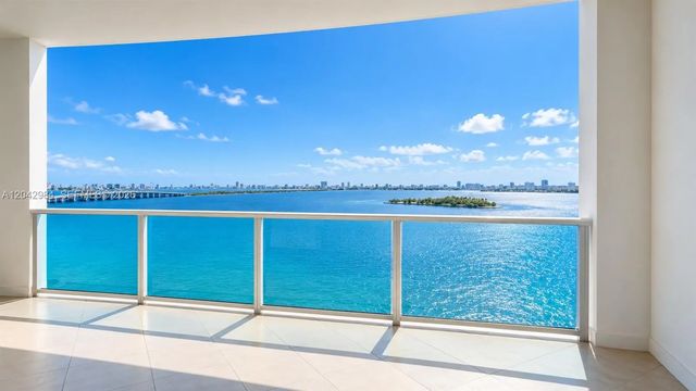 725 Ne 22nd Street #14e, Miami