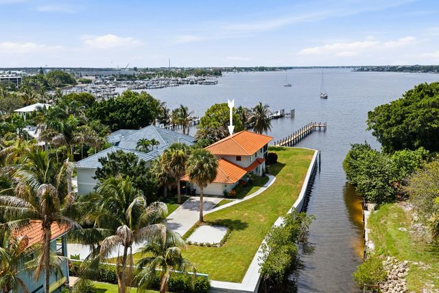 2 of 22 - 911 Nw Sunset Terrace, Stuart, FL