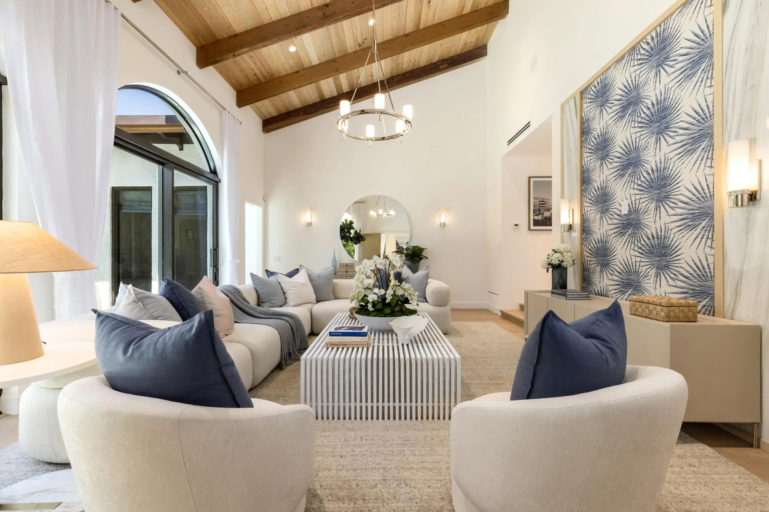 260 Everglade Avenue, Palm Beach