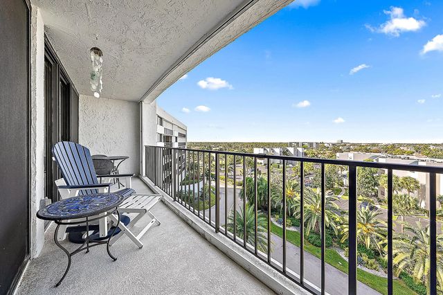 4 of 31 - 1300 S Highway A1a #523, Jupiter, FL