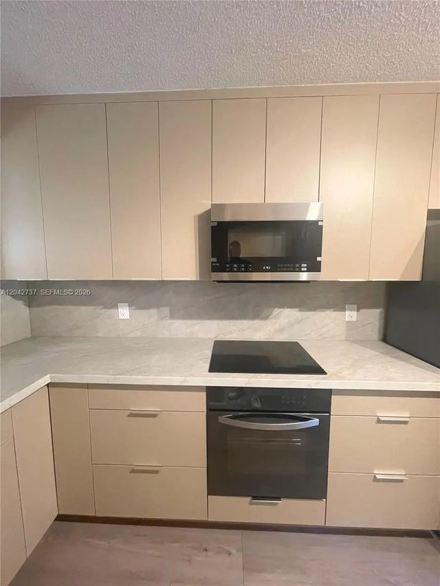 3 of 12 - 2151 Nw 77th Way #102, Pembroke Pines, FL