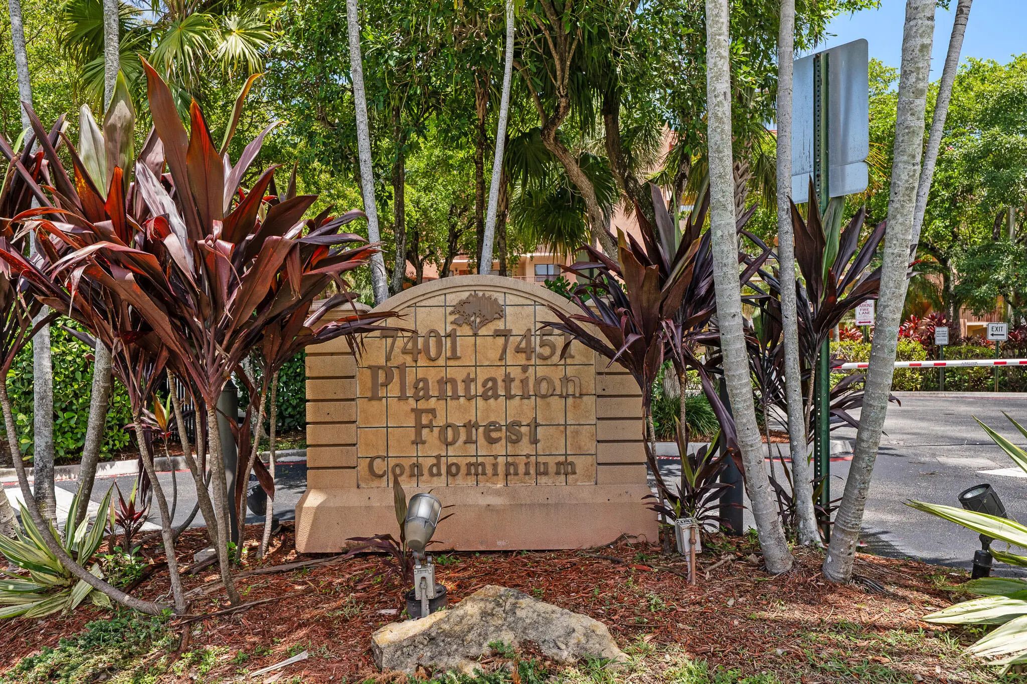 7401 Nw 16th Street #102, Plantation