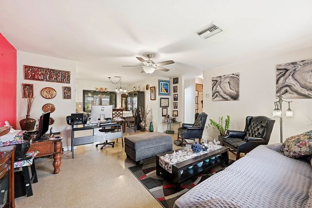 4 of 33 - 1310 Sw 7th Avenue, Deerfield Beach, FL