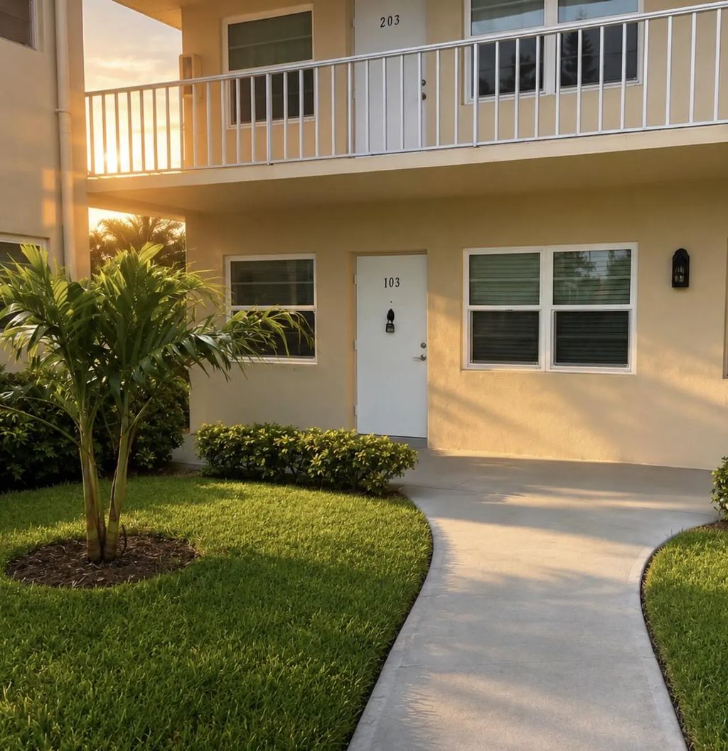 12 Vista Palm Lane, Vero Beach