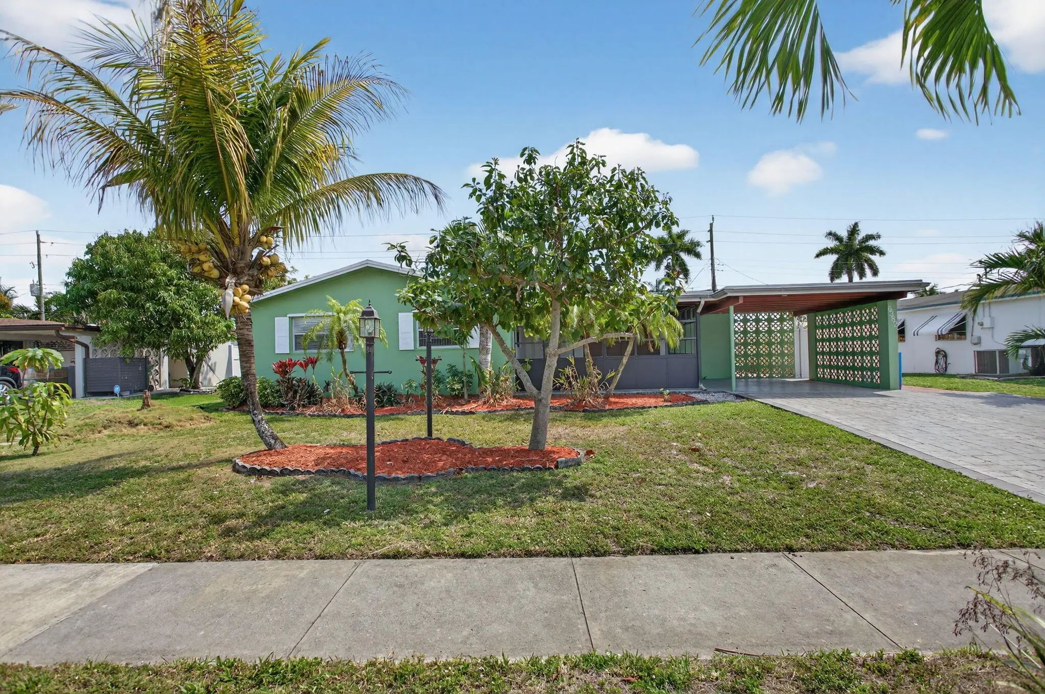 6382 Royal Palm Boulevard #6382, Margate