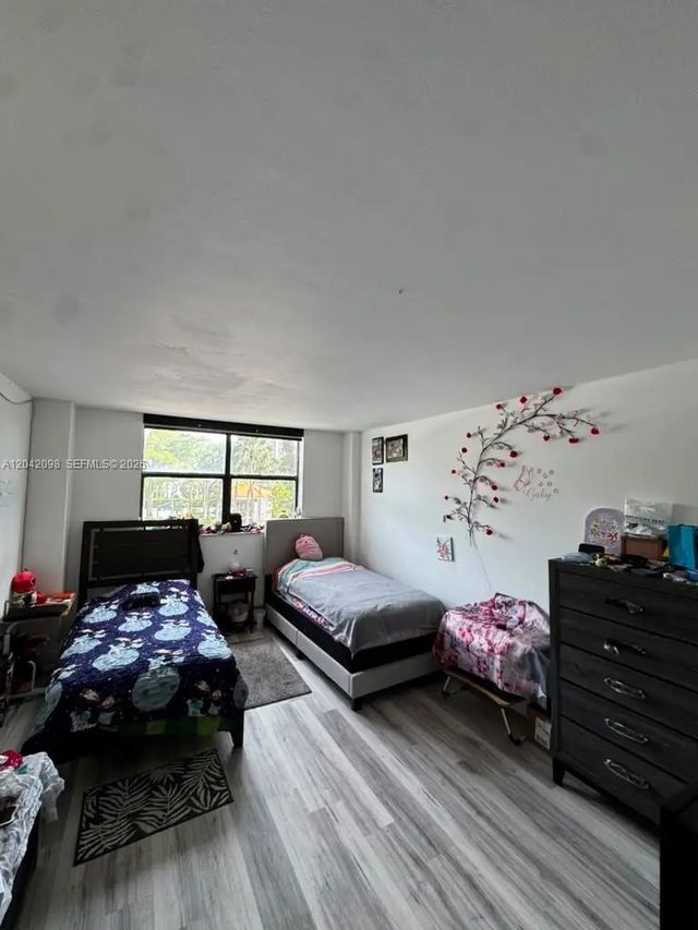 4 of 10 - 210 174th Street #m11, Sunny Isles Beach, FL