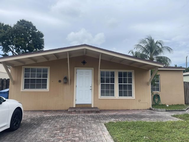 2 of 30 - 341 Nw 52nd, Oakland Park, FL