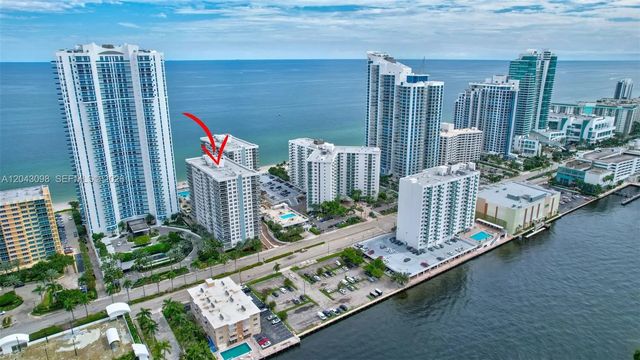 2 of 53 - 2751 S Ocean Drive #404n, Hollywood, FL