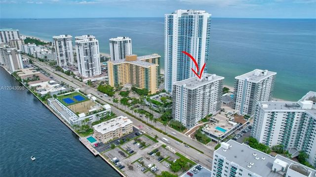 3 of 53 - 2751 S Ocean Drive #404n, Hollywood, FL