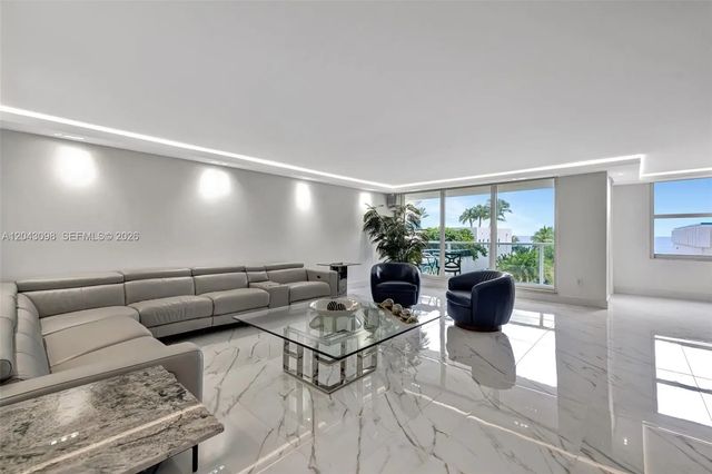 5 of 53 - 2751 S Ocean Drive #404n, Hollywood, FL
