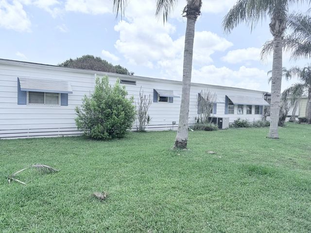 2 of 30 - 52 Camino Del Rio, Port St. Lucie, FL