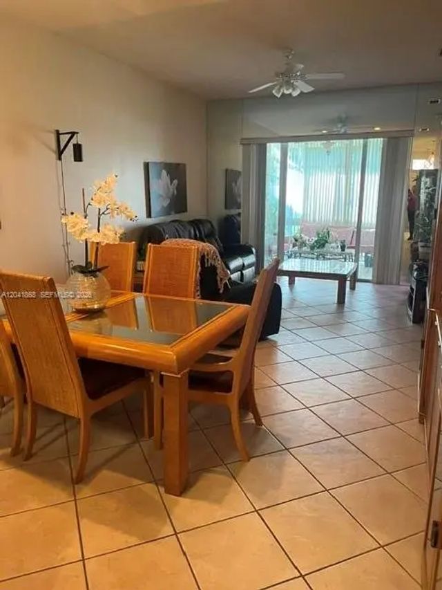 4 of 16 - 10136 Lombardy Drive, Tamarac, FL