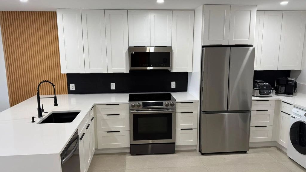 4539 Luxemburg Court #102, Lake Worth
