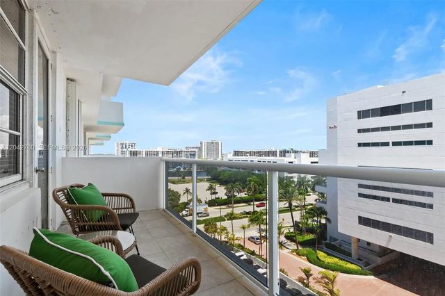 3 of 25 - 3725 S Ocean Drive #921, Hollywood, FL