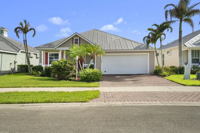 442 Ne Leaping Frog Way, Port St. Lucie