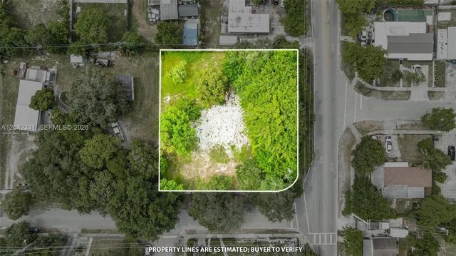 1585 Ne 158th Street, North Miami Beach