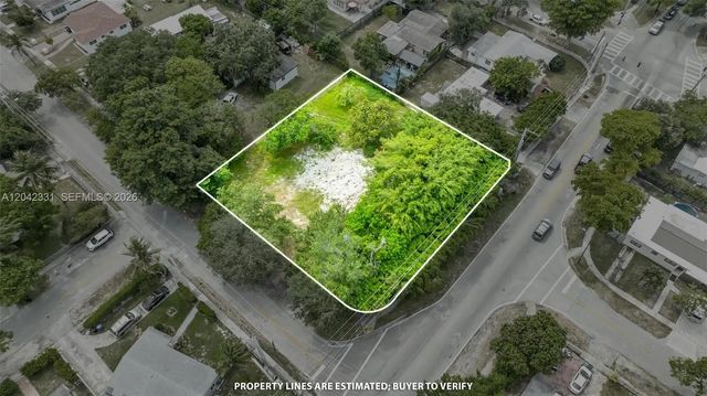 2 of 12 - 1585 Ne 158th Street, North Miami Beach, FL