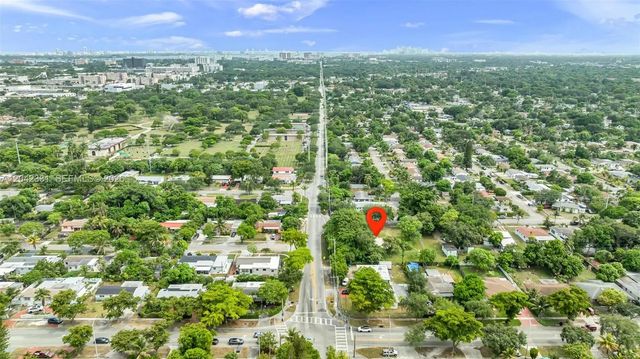 4 of 12 - 1585 Ne 158th Street, North Miami Beach, FL