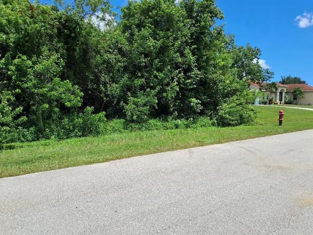 2 of 7 - 1081 Sw Dartmouth Avenue Sw, Port St. Lucie, FL