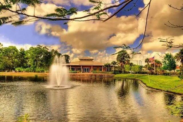 5 of 7 - 1081 Sw Dartmouth Avenue Sw, Port St. Lucie, FL