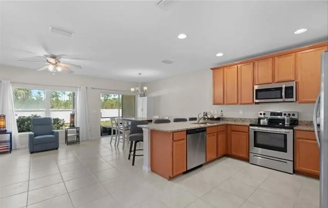 2 of 27 - 3725 Crofton Court, Fort Myers, FL