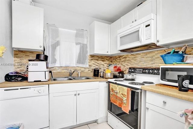4 of 4 - 1065 S Flagler Avenue #704, Pompano Beach, FL