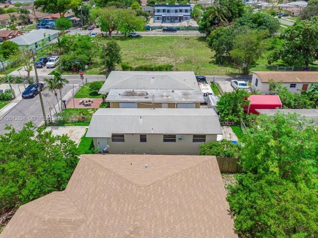 805 Nw 3rd Terrace, Hallandale Beach