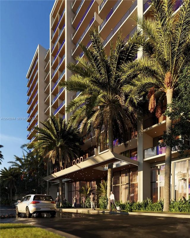 4 of 5 - 2100 N Federal Highway, Hollywood, FL