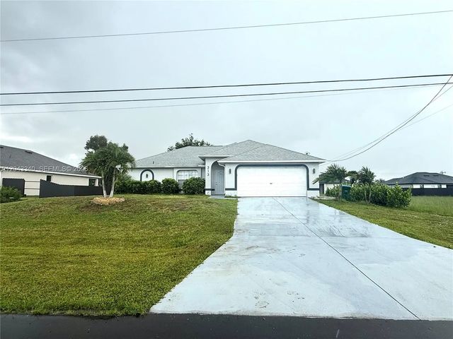 2 of 33 - 313 Nw 16 Place, Cape Coral, FL