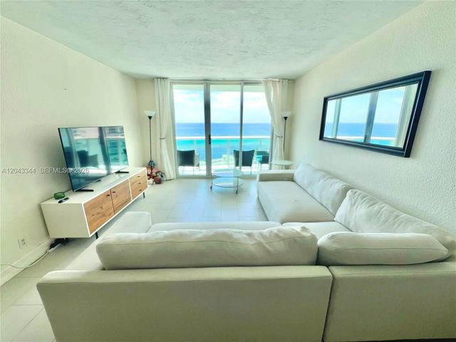 3801 S Ocean Drive #11m, Hollywood