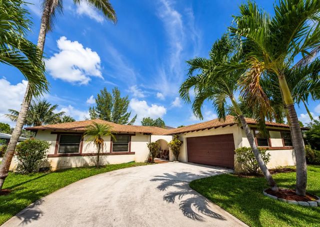 915 Ryanwood Drive, West Palm Beach