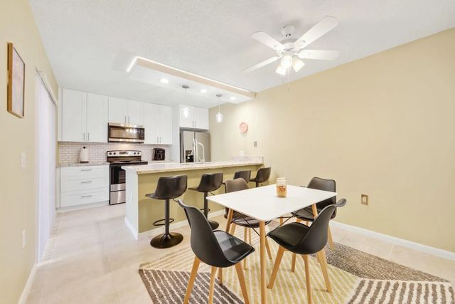 5 of 38 - 5110 51st Way, West Palm Beach, FL