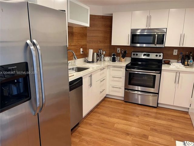 2 of 15 - 500 Bayview Drive #1719, Sunny Isles Beach, FL