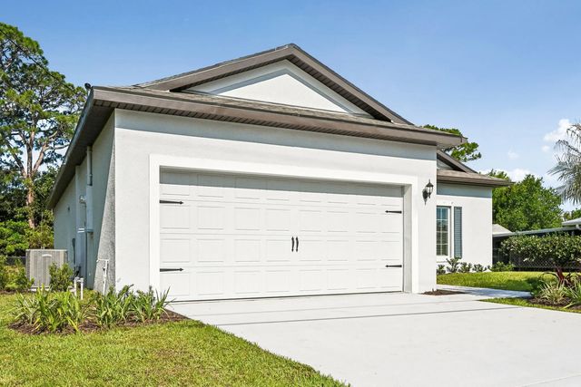 2 of 34 - 5901 Raintree Trail, Fort Pierce, FL