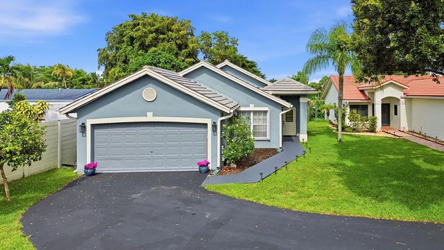 12445 Sw 7th Place, Davie