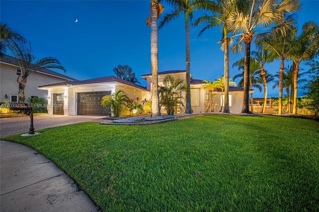 4 of 58 - 935 Gulfstream Court, Weston, FL