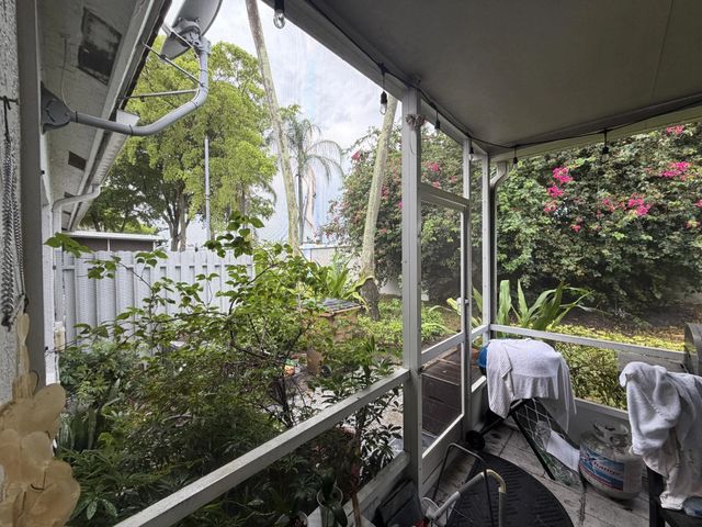 4 of 27 - 4271 Sw 10th Court, Deerfield Beach, FL